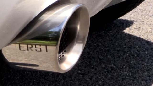 VOLVO V40 CROSS COUNTRY  EXHAUST SOUND!! TUNING BY ERST