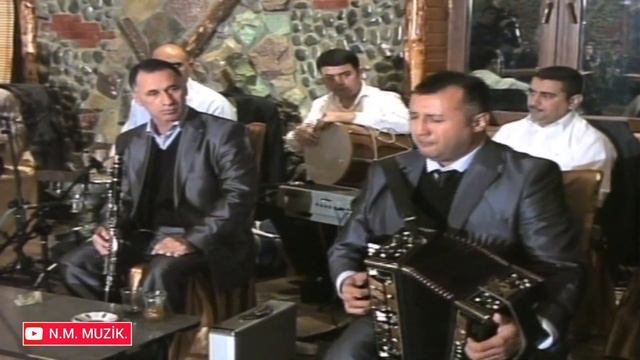 Qulammirzə Mirzəyev Klarnet  Vağzalı, Tərəkəmə. Aydın Qarmon. Nağara Ifaçısı Toğrulun Toy Məclisi.