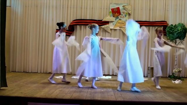 ТАНЕЦ ЖУРАВЛИ_хореограф Е. Кирилова_Интернат 4.MOV