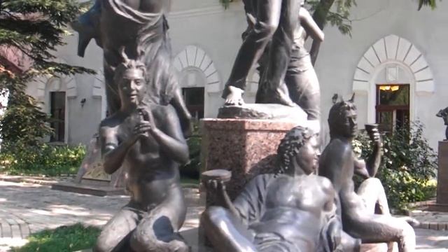 Часть 4  День музеев и далее в парк имени Шевченко