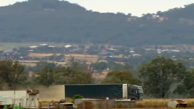 Music Clip. Modern Italo Disco. Volvo Truck. Sound Surround 5.1 [cfhUAjUIMjs].mp4