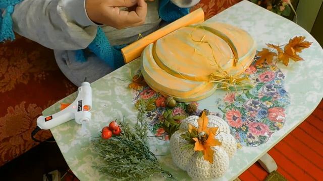 DIY немного стараний и у нас получиться красивый атрибут для осеннего декора дома.