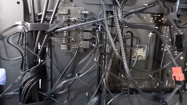 Lian Li Lancool 215 Case Review / Inspection