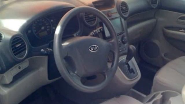 2009 Kia Carens 2.0 LX Diesel on SALE