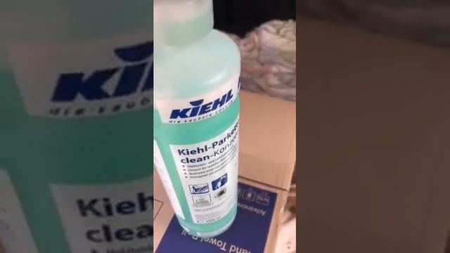 Обзор, чем лучше помыть паркет или ламинат