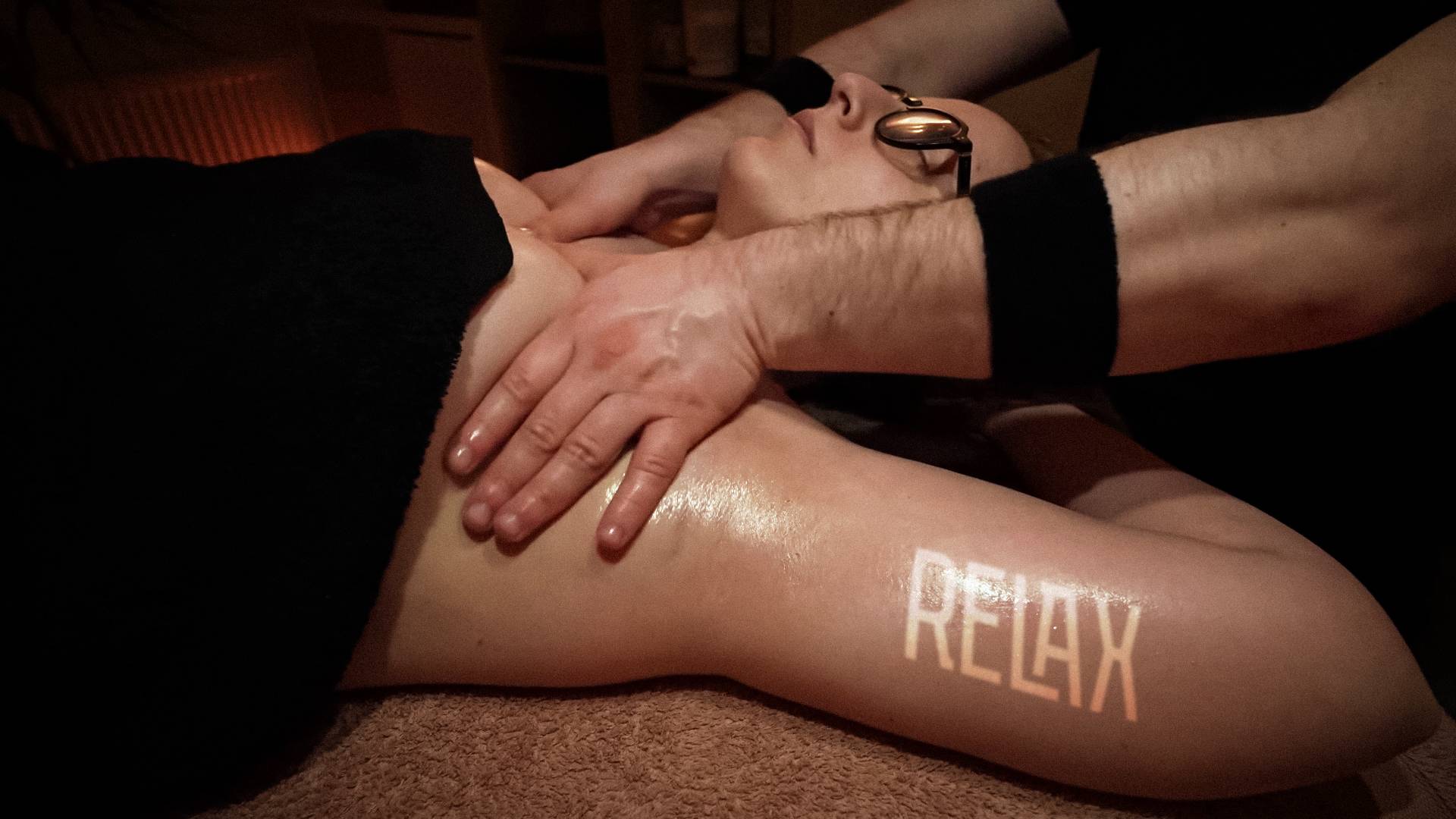 ❀ ASMR ❀ МАССАЖ ПОДМЫШЕК И ГРУДИ ❀ АСМР ❀