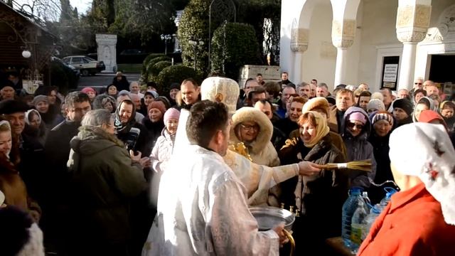 Ливадия Крещение и Освящение колоколов 2016 01 19