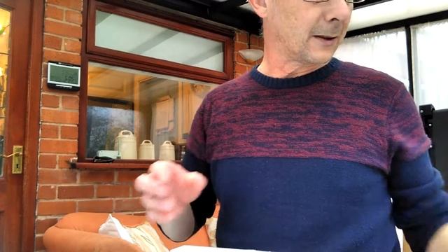 CHUWI LapBook 12.3 Unboxing