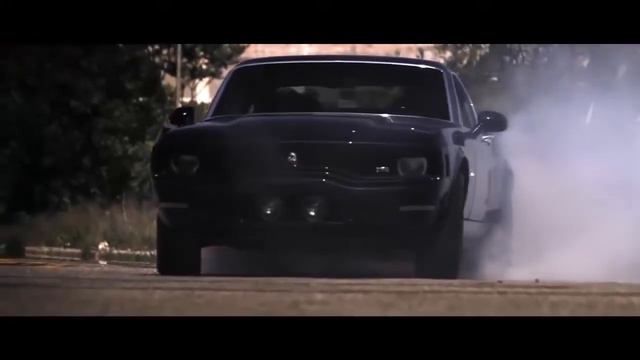 трюки на машинах / car stunts