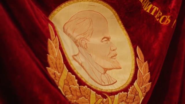 КПРФ: Сталинский гимн Советского Союза / Поет Елена Батаева