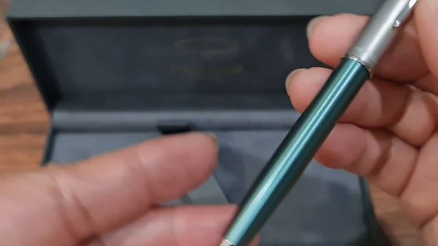 PARKER Sonnet Essentials Green CT Ballpoint Pen ปากกาลูกลื่น