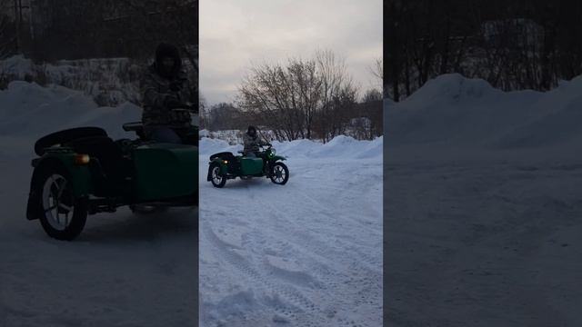 покатушки на мотоцикле урал