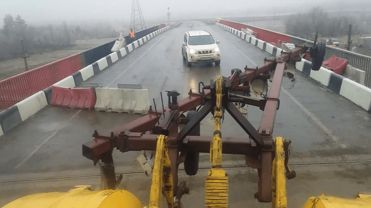 Кировец ДВС ЯМЗ 7511\\пахота\\калым\\вспашка отвалами
