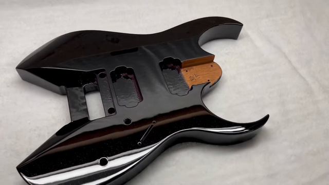 Custom Reb Beach Ibanez Voyager - Pearl Black Paint By Sims Custom Shop