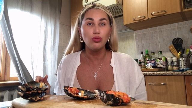 МУКБАНГ‼️ГИГАНТСКИЕ МИДИИ‼️МУЖЧИН СОВСЕМ НЕ ОСТАЛОСЬ‼️АФЕРИСТ ИЛИ АЛЬФОНС ?????