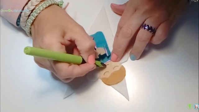 Angelitos De Fieltro - Adorno Navideño Con Forma De Estrella