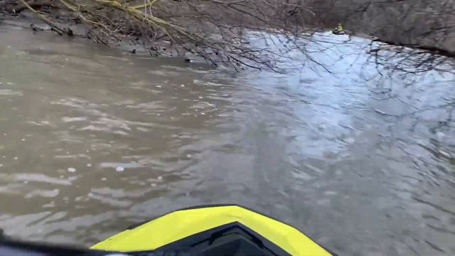 Пахра апрель 2021