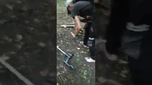 коп семьею в лесу - копия.mp4