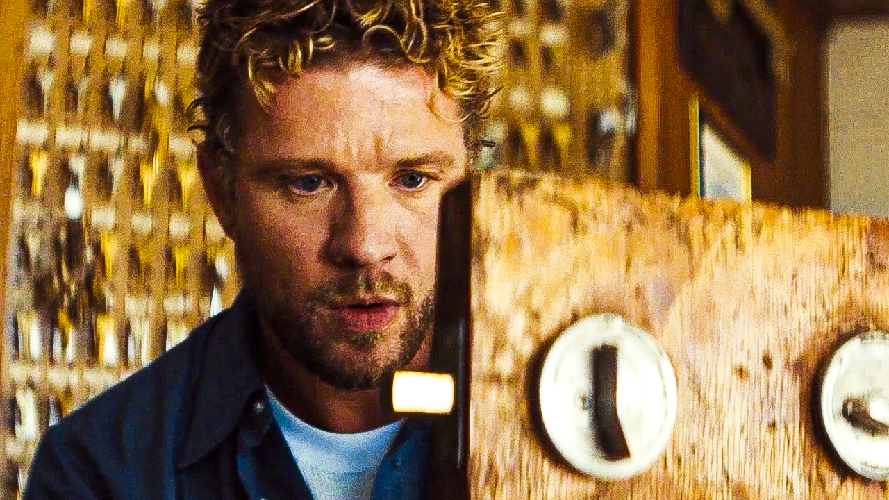 Взломщик? Трейлер ?