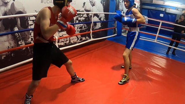 Ринг№2, Бой№18 Сиваков Олег   Никогосян Владимир