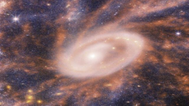 Zoom Into The Cartwheel Galaxy James Webb