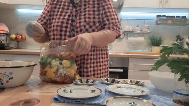 26  Курочка с овощами в рукаве в духовке