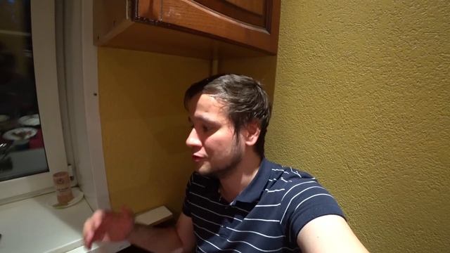 Застолье русского и 3 таек. Дегустация тайской еды, разговор