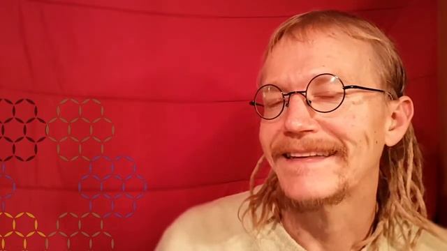 Fractal Circles - The Optimal Groups Size