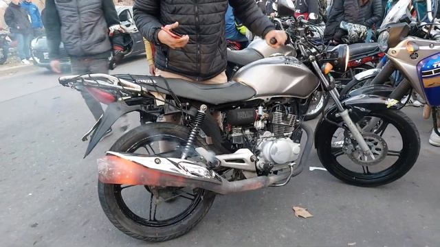 Cg Titan Quemando Escape De GLH ???