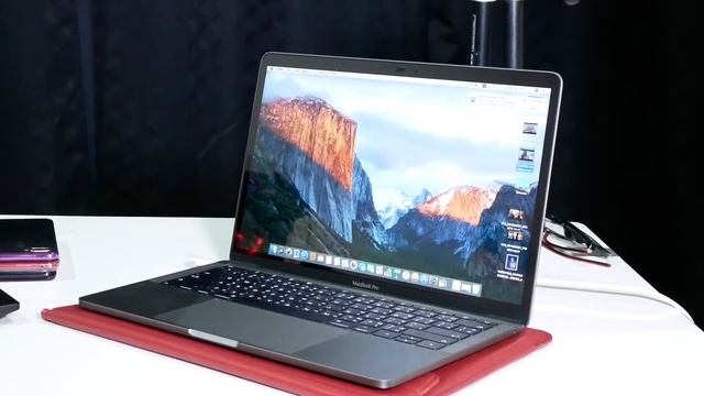 Macbook Pro กับ Notebook Windows เลือกซื้ออะไรดี ? จากคนใช้งานจริง