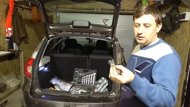 Замена ламп и лампочек автомобиля