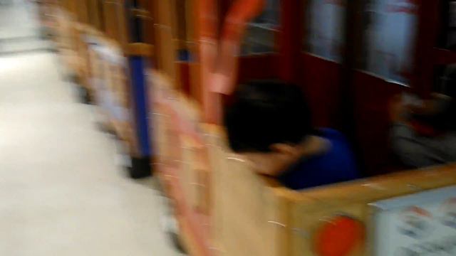 Поровозик и дети. тц Вегас