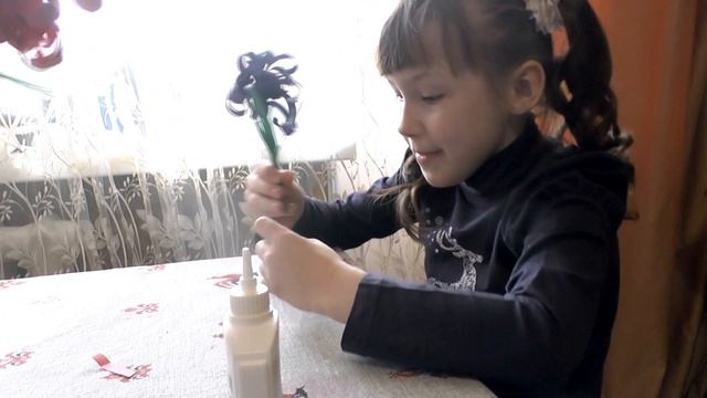 Поздравляем всех с 14 Февраля Поделки из цветной бумаги