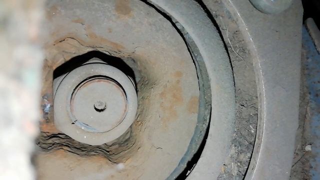 Калдина 210, стук задней чашки