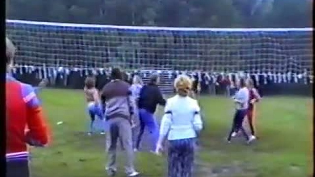 Трудовой лагерь, волейбол, костер