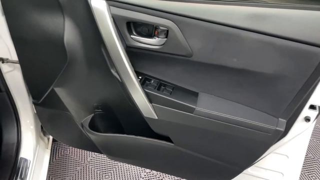 TOYOTA AURIS 1.6 VALVEMATIC ICON PLUS 5d 130 BHP