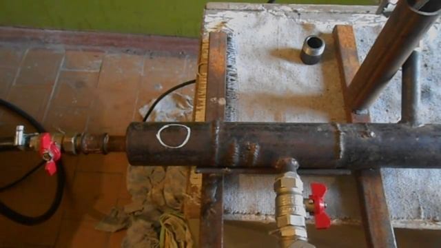 Врезка резьбы в трубу с водой (Часть 1: вырезаем отверстие)