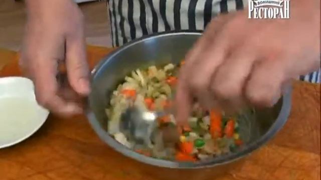 Новогодний салат из языка. Домашний ресторан.