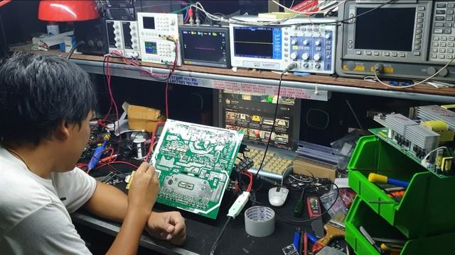 ซ่อม ไฮบริด ออน/ออฟกริด PH18-3204 PLUS ขนานเครื่องได้