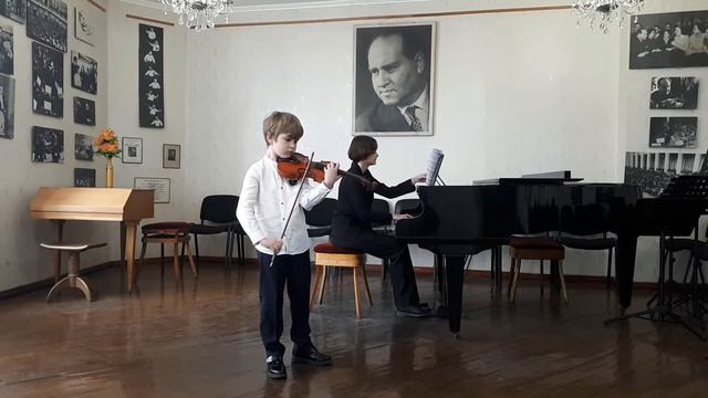 Ef0be63cb8dddf6e877cba55db9e13e2