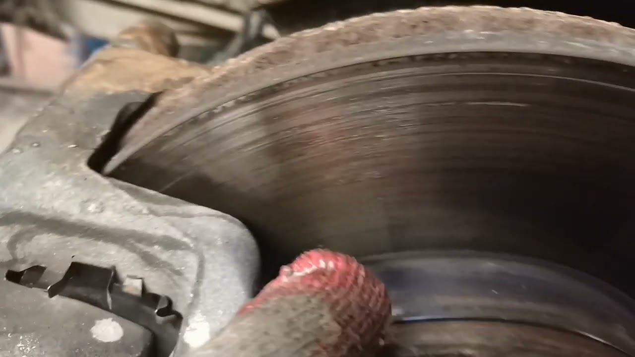 Что может произойти с тормозными колодками,   надо быть внимательнее!