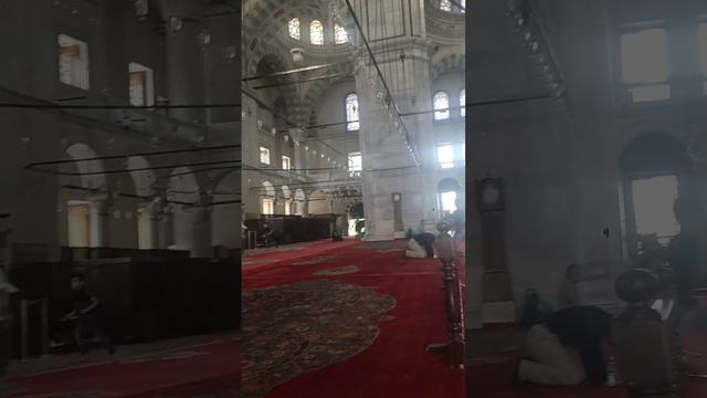 جامع الفاتح في اسطنبول اسمو بتركي Fatih Camisi