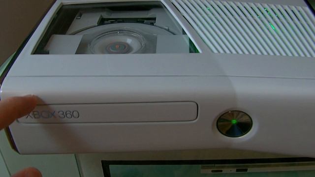 XBOX 360 SLIM (CUSTOM WHITE) Modded