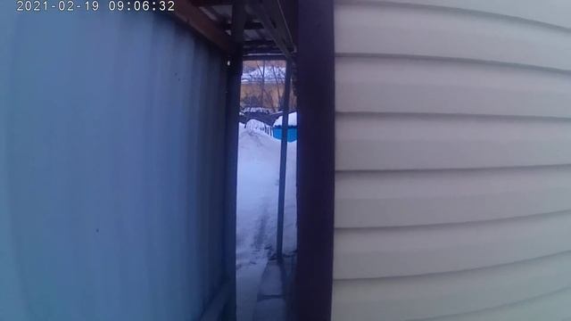 Бурулько. Вы когда строили навес рядом с домом соседа, Вы думали только о своих удобства?