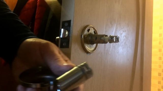 Установка и выбор дверей