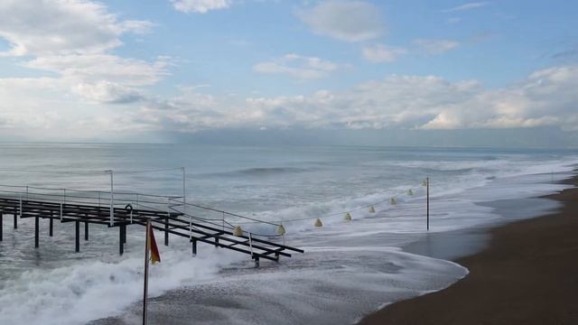Начало шторма в Тихом Океане с побережья /Звуки начало шторма