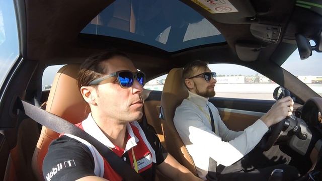 Porsche: стиль, мощь и технологии