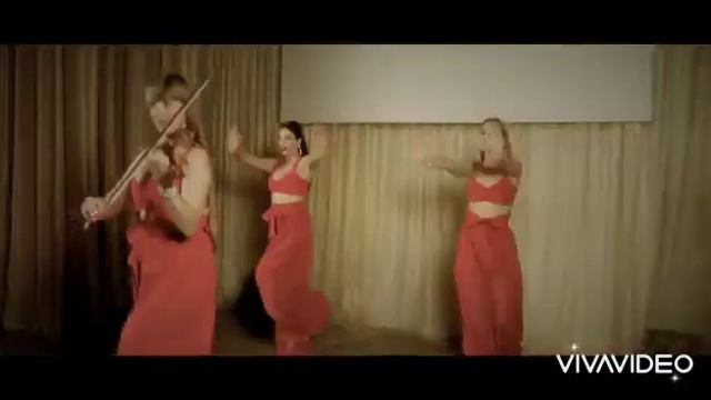 Скрипично-танцевальное шоу 