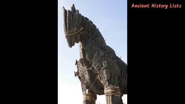 Top 12 Ancient Greek Sculptures