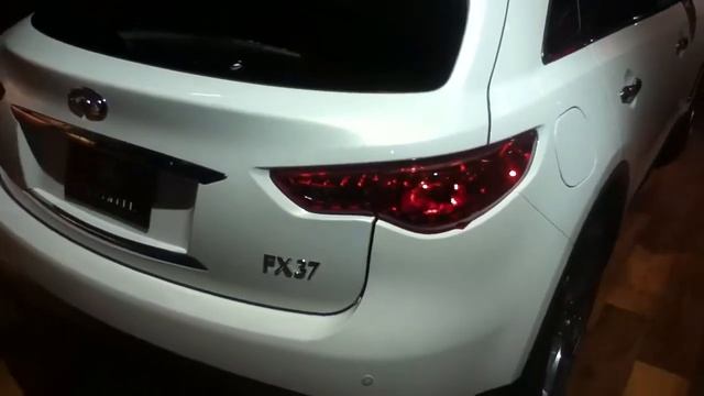 Infiniti FX 2013 - Salon De L'Auto De Montréal - Montreal Auto Show